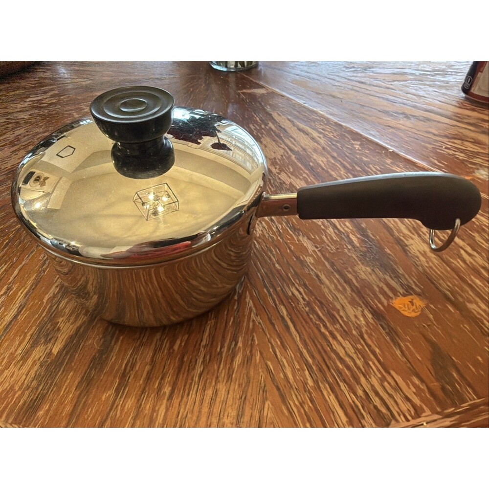 Revere Ware 1 Quart Copper Bottom Saucepan w Lid USA 1801 Vintage 88